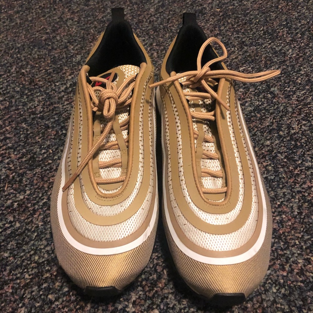metallic gold ultra 17 air max 97